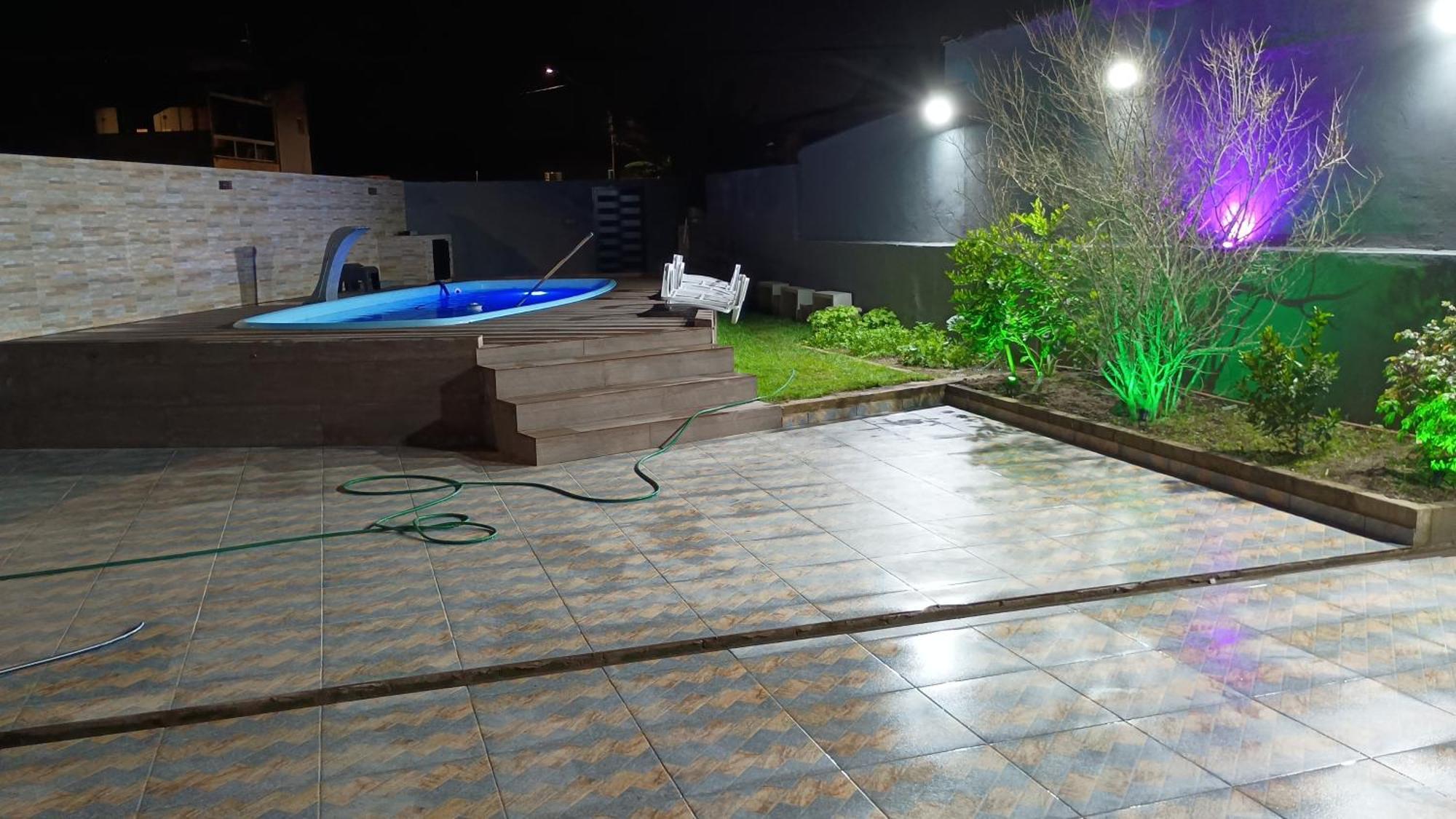 Casa Na Praia Itanhaem Para 10 Pessoas Com Total Conforto Exteriör bild